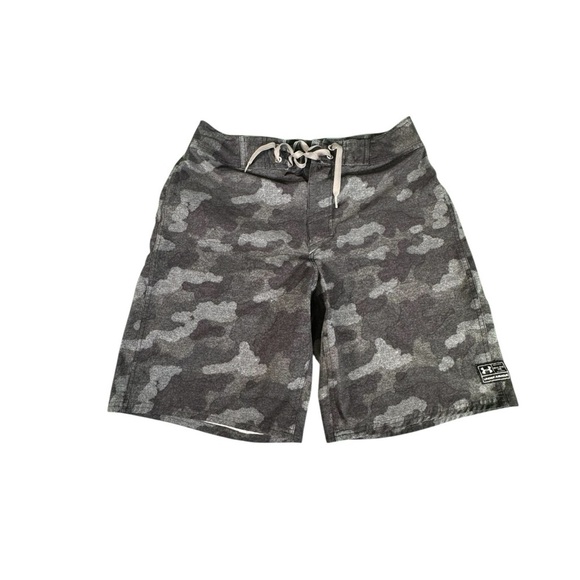 Under Armour Other - Under Armour HeatGear Camo Board Shorts Men's 32 Gray Swim Trunks Surf Loose Fit